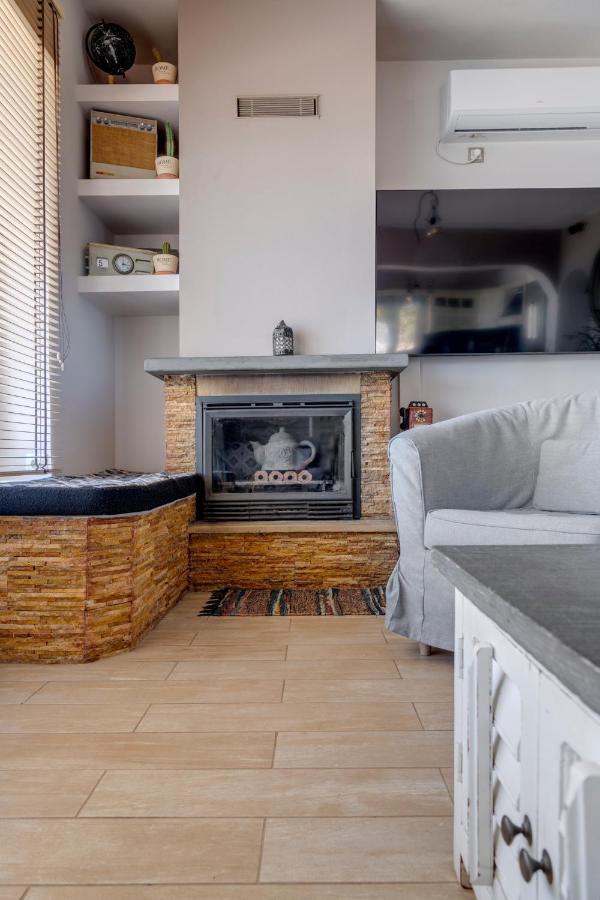 Fabbrica Bnb Vári Zewnętrze zdjęcie